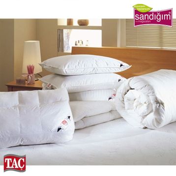 Taç Classic 195x215 cm Çift Kişilik Kaz Tüyü Yorgan