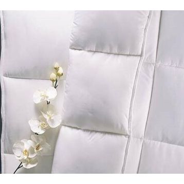 Taç Microfiber 155x215 cm Beyaz Tek Kişilik Yorgan