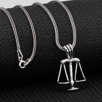 Takıhan Adalet Terazisi 925 Ayar Gümüş Kolye
