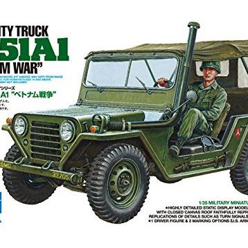 Tamiya 1/35 M151A1 Vietnam Plastik Askeri Araç Maket Kiti