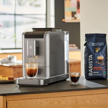 Tchibo Esperto2 Caffe Titanyum Gümüş Tam Otomatik Kahve Makinesi