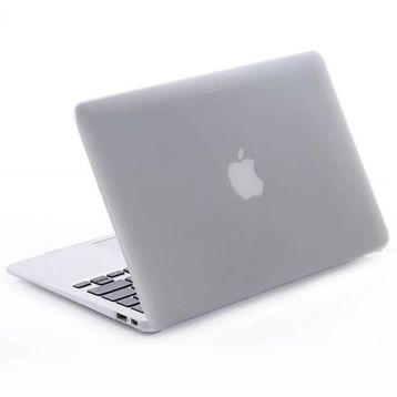 Techmaster Apple Macbook Pro 15 2016 A1707 Rubber Kapak Beyaz Kılıf