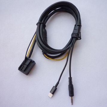 Techmaster SKU14 Opel CD30 CD70 CDC40 DVD90 Aux ve iPhone Lightning Şarj