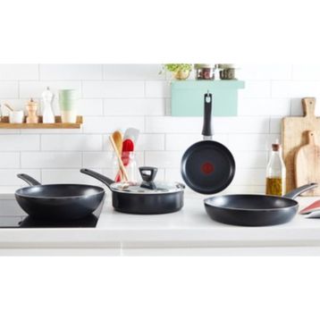 Tefal Titanyum 1X Generous Cook 20+26 cm Tava Seti