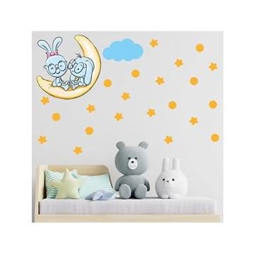 Tilki Dünyası S0091 ST Ay Üzerinde Oturan Sevimli Tavşanlar Duvar Sticker