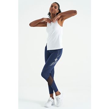 Tommy Life 97256 Beyaz Yırtmaç Detaylı O Yaka Sıfır Kollu Standart Kalıp Kadın Spor Atlet