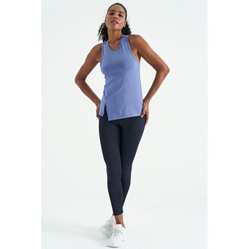 Tommy Life 97256 Eflatun Yırtmaç Detaylı O Yaka Sıfır Kollu Standart Kalıp Kadın Spor Atlet