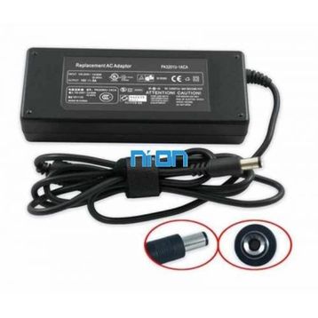 Toshiba PA3083U Notebook Adaptörü