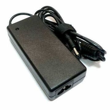 Toshiba PA3468E-1AC3 Adaptör