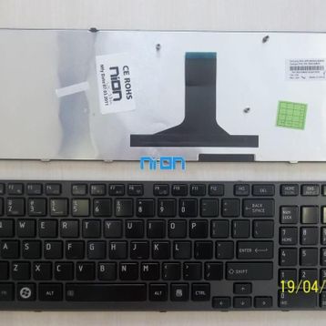 Toshiba Satellite A660D Klavye