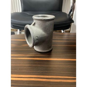 Trakya Döküm 11/2 inç Siyah Te