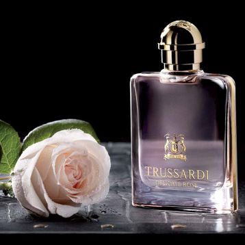 Trusaardi Delicate Rose EDT 100 ml Bayan Parfümü