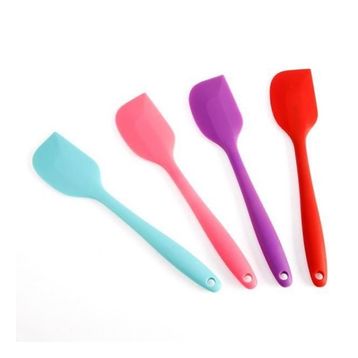 Ün Ev 230 Isıya Dayanıklı Renkli Silikon Spatula