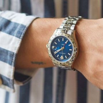 Versace VRSCV11010015 Erkek Kol Saati