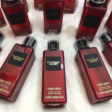 Victoria's Secret Very Sexy 250 ml Vücut Spreyi
