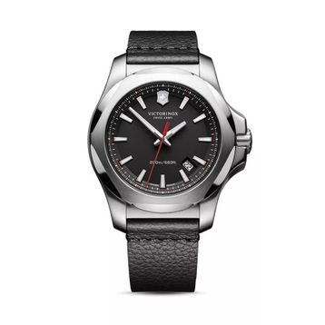 Victorinox 241737 Swiss Army I.n.o.x Erkek Kol Saat