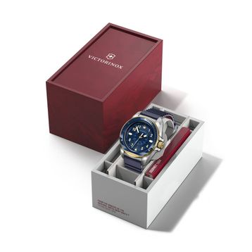 Victorinox Swiss Army 242013 Journey 1884 Erkek Kol Saati