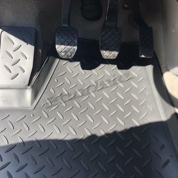 Volkswagen Transporter T5 2003-2014 3D Havuzlu Paspas
