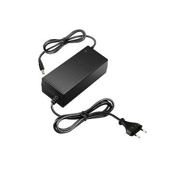 Wattbox 5.5x2.5 mm 24V 1.5A Masa Tipi Adaptör