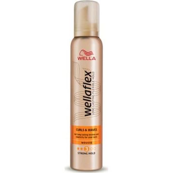 Wella Wellaflex Bukle Dalgalı 200 ML Saç Köpüğü