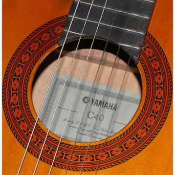 Yamaha C-40 Klasik Gitar