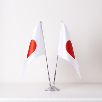ZC Bayrak 15x22,5 cm Saten Kumaş Dijital Baskı Japonya 2'li Masa Bayrağı