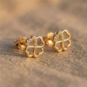 Zeino 14K Altın Kaplama - 9 mm Dört Yaprak Yonca Taş Detaylı Çelik Küpe