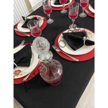 Zeren Home Sıvı Geçirmez Dertsiz Siyah 13 Parça 140 x 240 cm Masa Örtüsü
