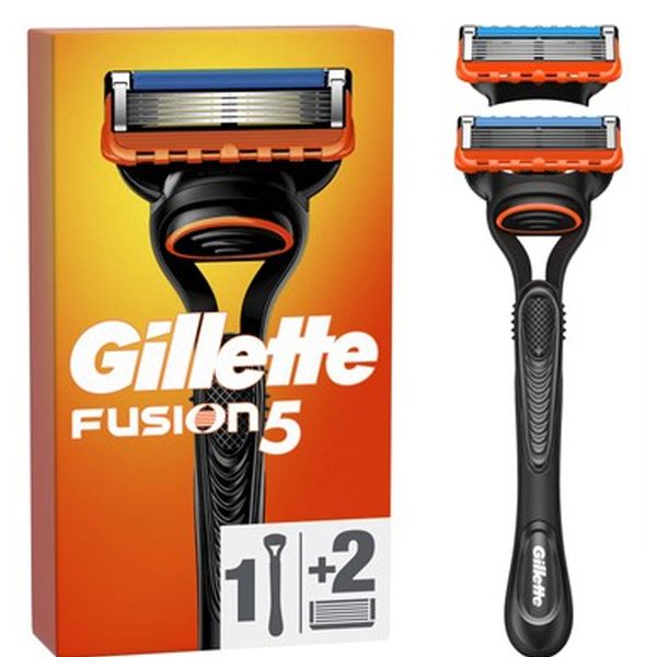 Gillette Fusion Tıraş Makinesi + 2 Yedek Tıraş Bıçağı