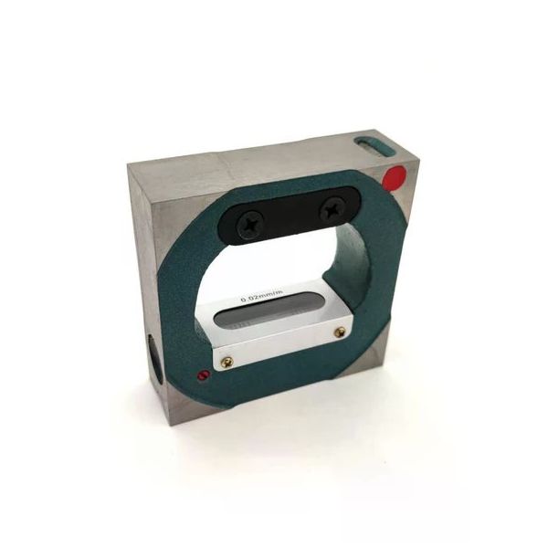 PLD 150 mm Kare Tip Çerçeveli Hassas Su Terazisi