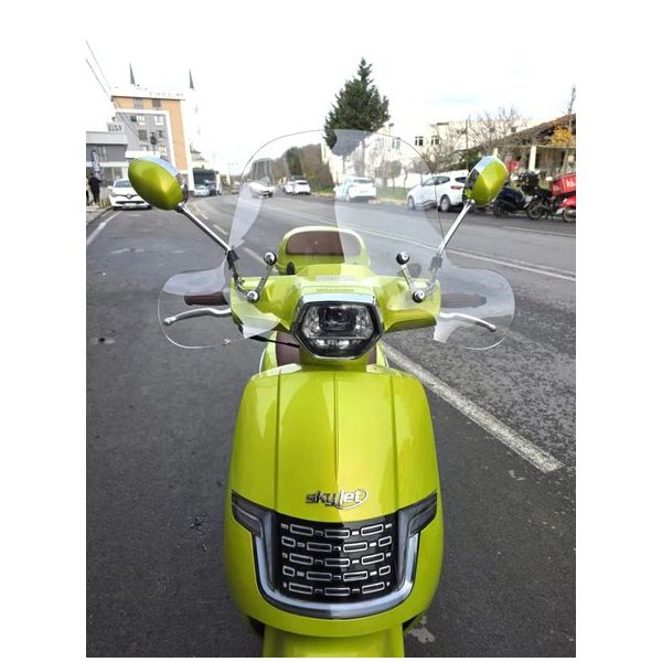 Motocam Küba Bayberry 2024-2026 Model 37 cm Şeffaf Renkli 4 mm Elcikli Aparatsız Ön Cam