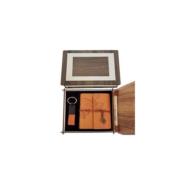 Pilelistore Özel Ahşap Kutulu Taba Deri Defter ve Anahtarlık Set