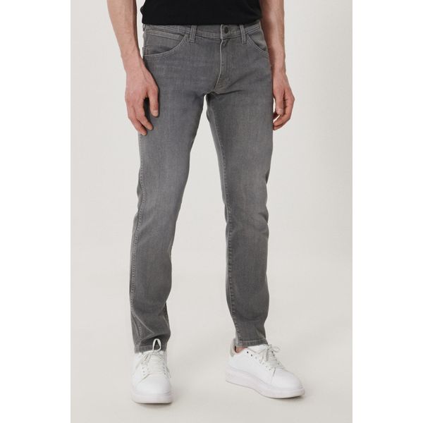 Wrangler Skinny kadın kot pantolon Soft Sky 31W / 34L