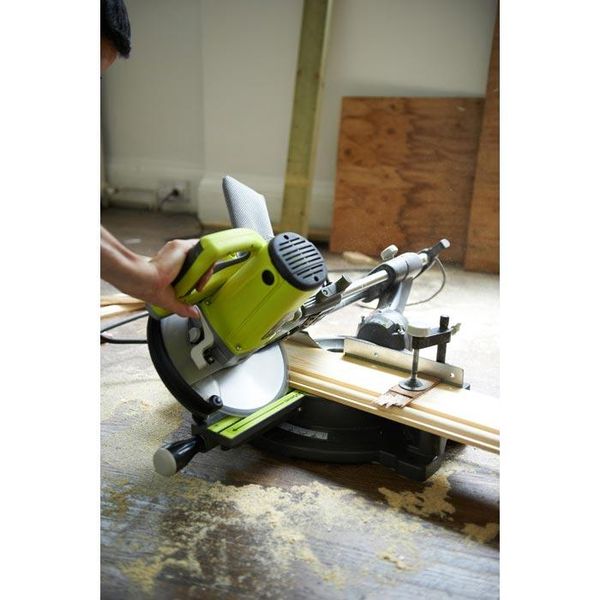 Ryobi EMS216L Gönye Kesme Makinesi
