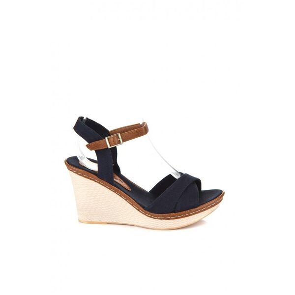 Fox Shoes 9674040205 Bej Dolgu Topuklu Ayakkabı