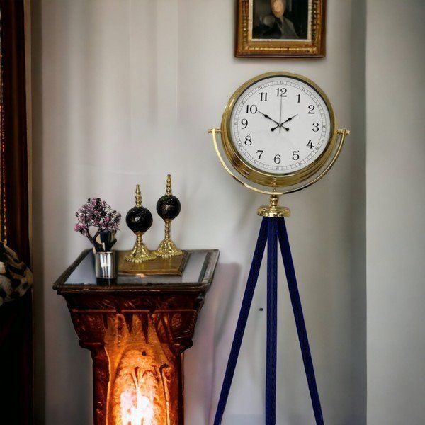 Bahat B16 Gold Metal Seyyar Ayaklı Saat