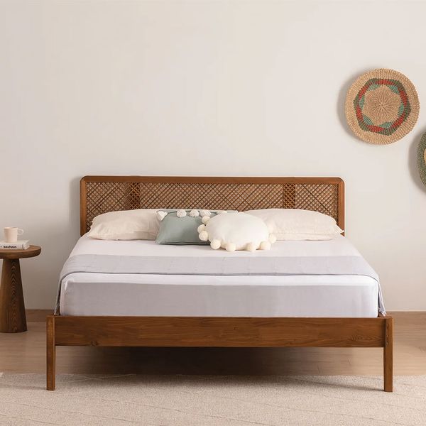 Vivense İzabelya Hazeran Başlıklı Ahşap Ceviz 160X200 Karyola