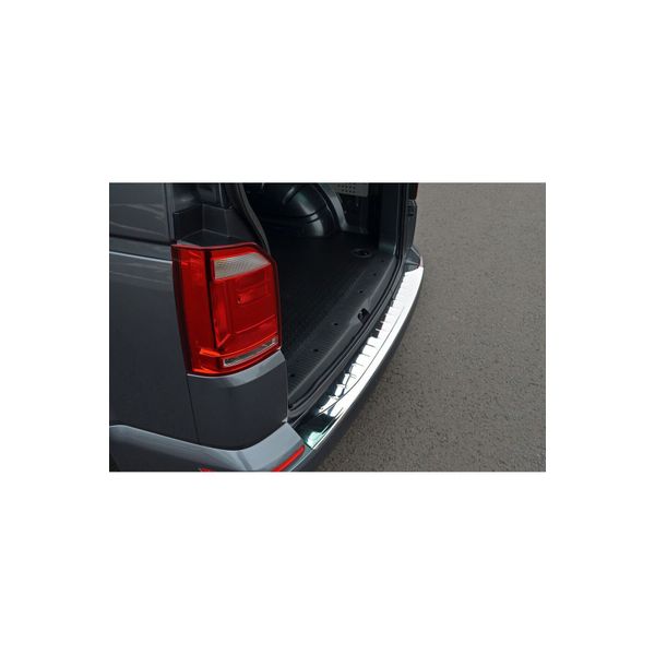 Omsa VW T6.1 Caravelle 2020 ve Sonrası Tek Kapılı Krom Arka Tampon Eşiği