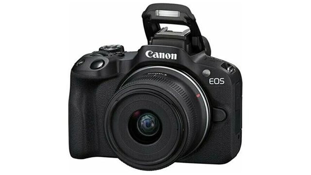 canon-eos-r50-content-creator-
