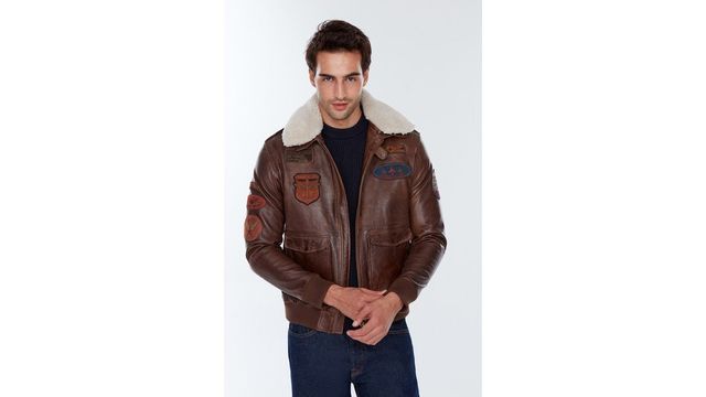 Derimod 22WGD6456L7 Maverick Erkek Kahverengi Armalı Yaka Kürklü