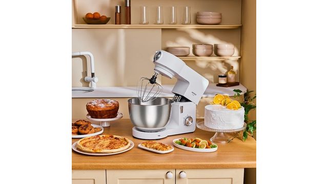 Karaca Multichef Ultra Porcelain White 2000 W 7 lt Stand Mikser