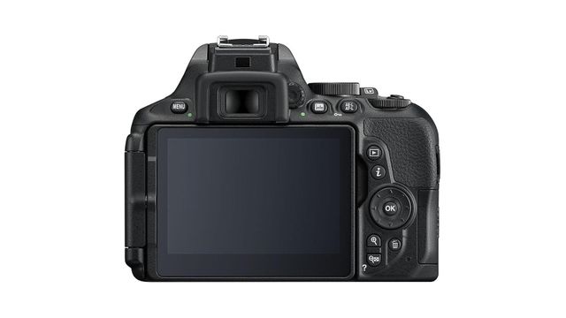 Nikon D5600 18-55mm VR AF-P Lens DSLR Fotoğraf Makinesi Fiyatları