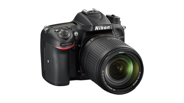 Nikon D7200 18-140mm VR Lens DSLR Fotoğraf Makinesi Fiyatları