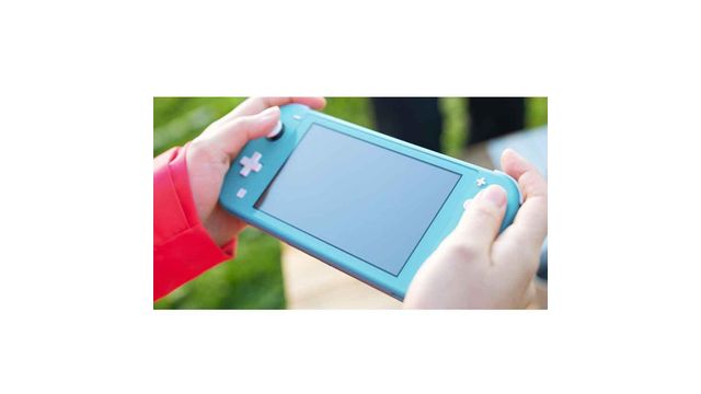 Nintendo Switch Lite Turkuaz + The Legend Of Zelda Breath Wild