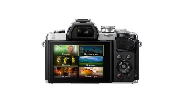 Olympus OM-D E-M10 Mark II 14-42mm Lens Aynasız Fotoğraf Makinesi