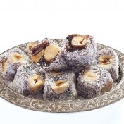 Can Kardeşler Kuruyemiş 750 gr Hindistan Cevizli Siyah Üzümlü Fındıklı Mini Lokum