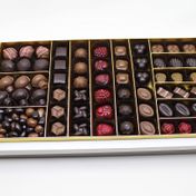 Dark Brown 1000 gr Kutuda Karışık Spesiyal Çikolata