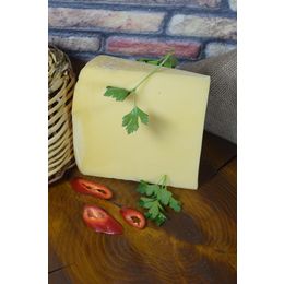 500 gr Kars Eski Kaşar Peyniri