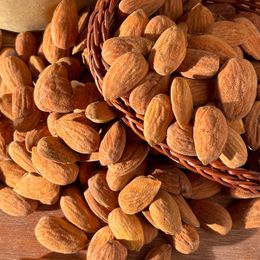 cerezciyiz 1 kg Çiğ Yerli Badem