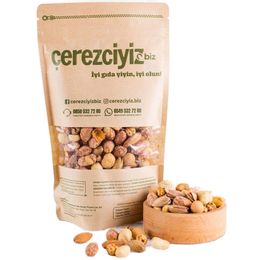 Çerezciyiz Biz 500 gr Kokteyl Karışık Kuruyemiş